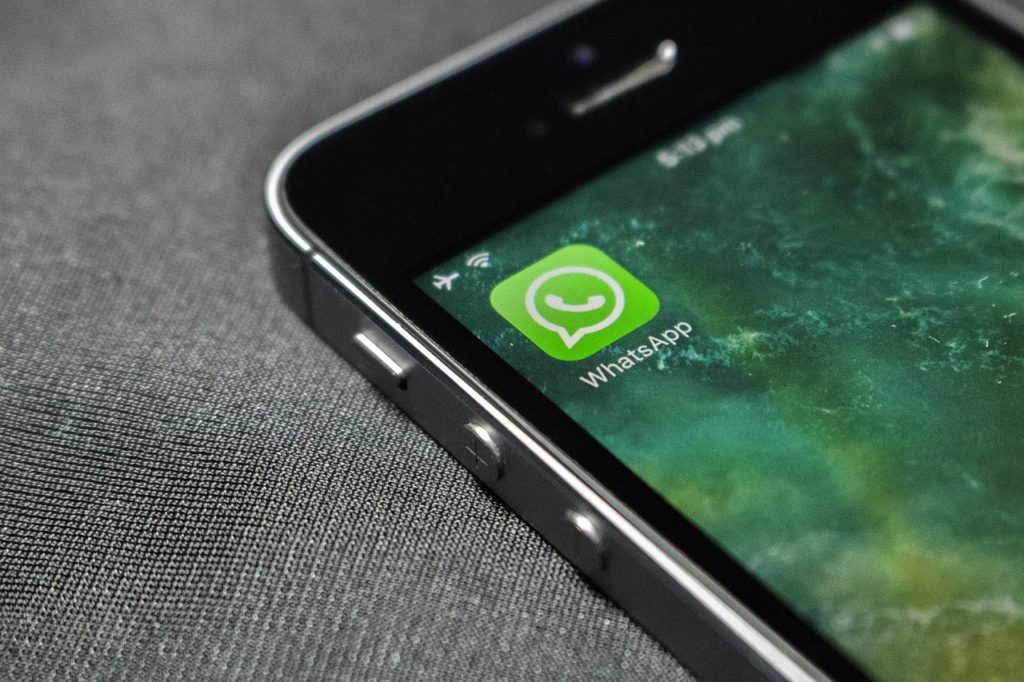 Send images on whatsapp without losing its quality